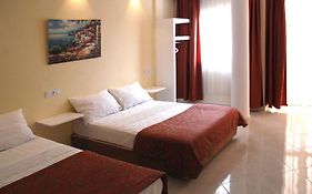 Azayla Hotel